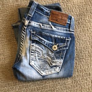 Buckle jeans